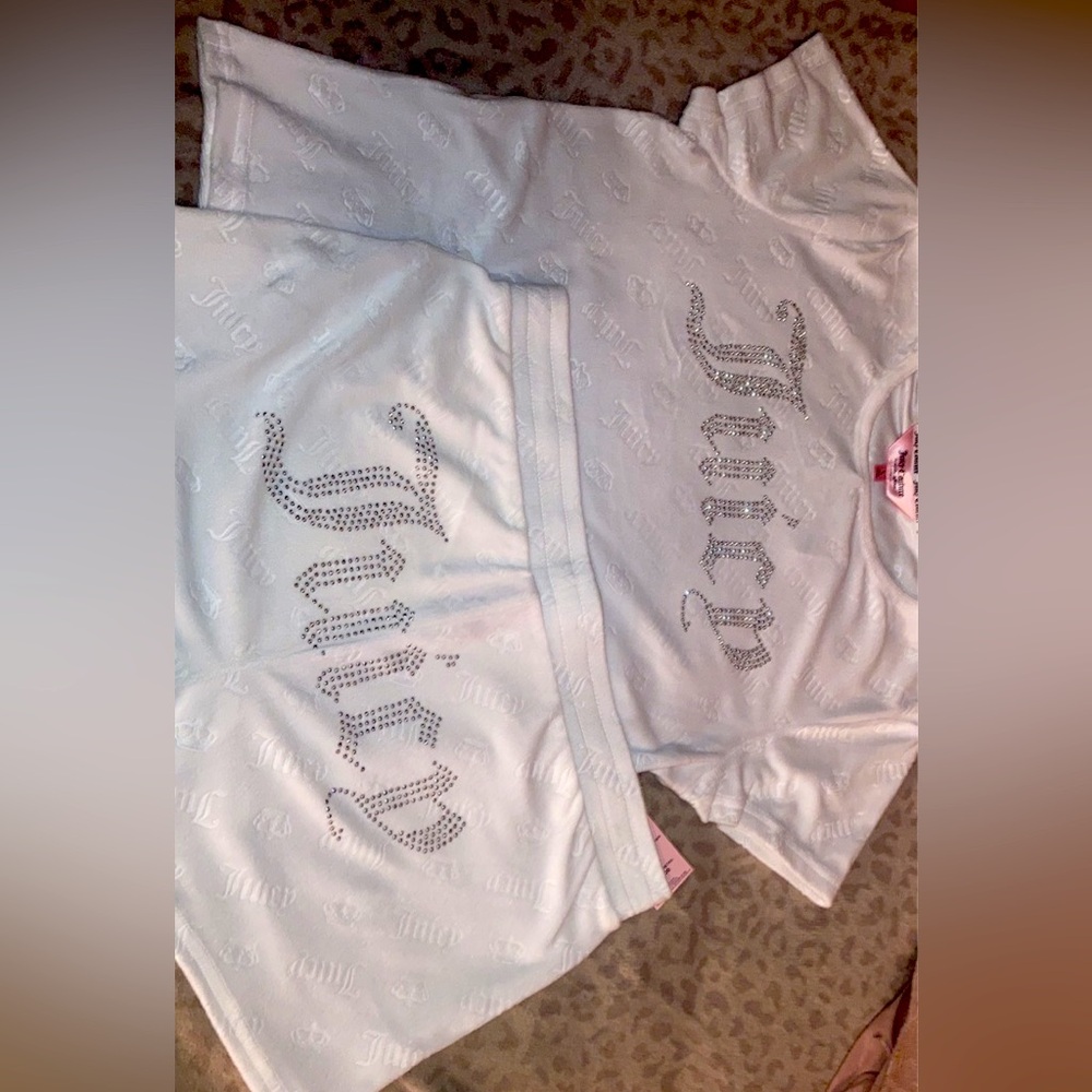 New with tags Juicy Couture set